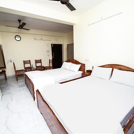 Rishika Guest House And Banquet Kalkutta Exterior foto