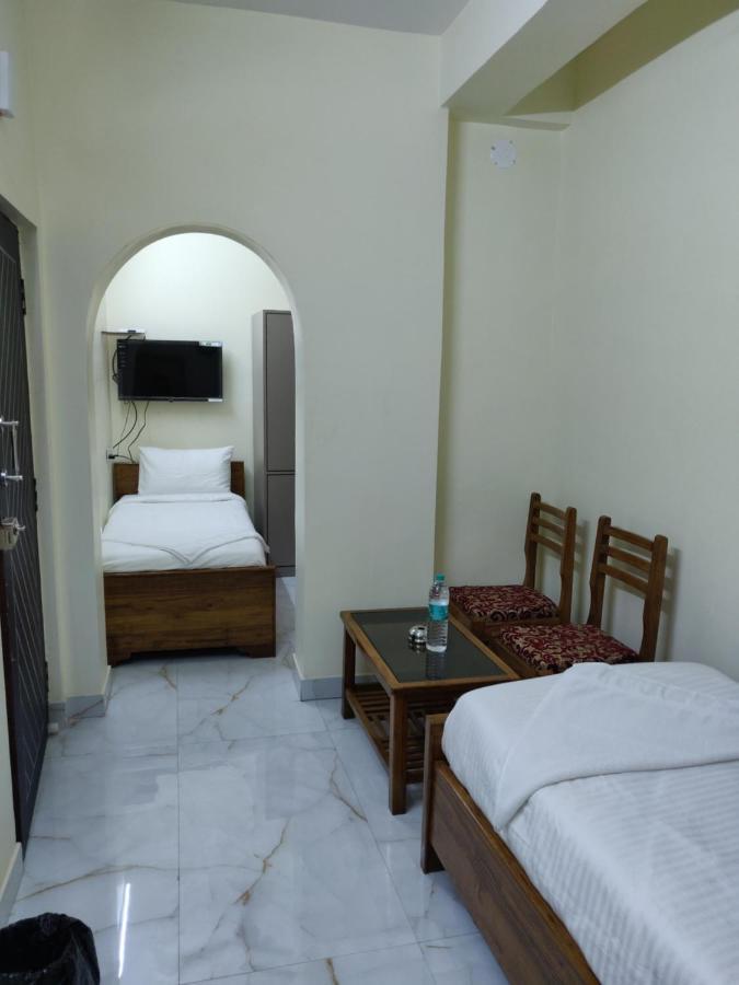 Rishika Guest House And Banquet Kalkutta Exterior foto