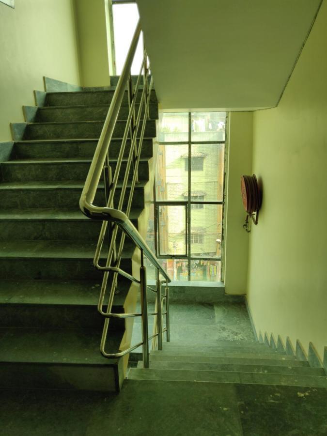Rishika Guest House And Banquet Kalkutta Exterior foto