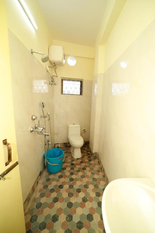 Rishika Guest House And Banquet Kalkutta Exterior foto